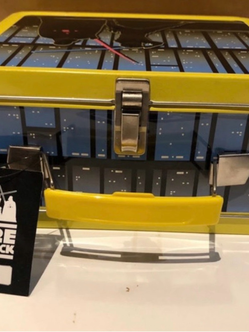 Funko Yellow and Blue 'The Empire Strikes Back' Tin Lunchbox - Picture 4 of 6